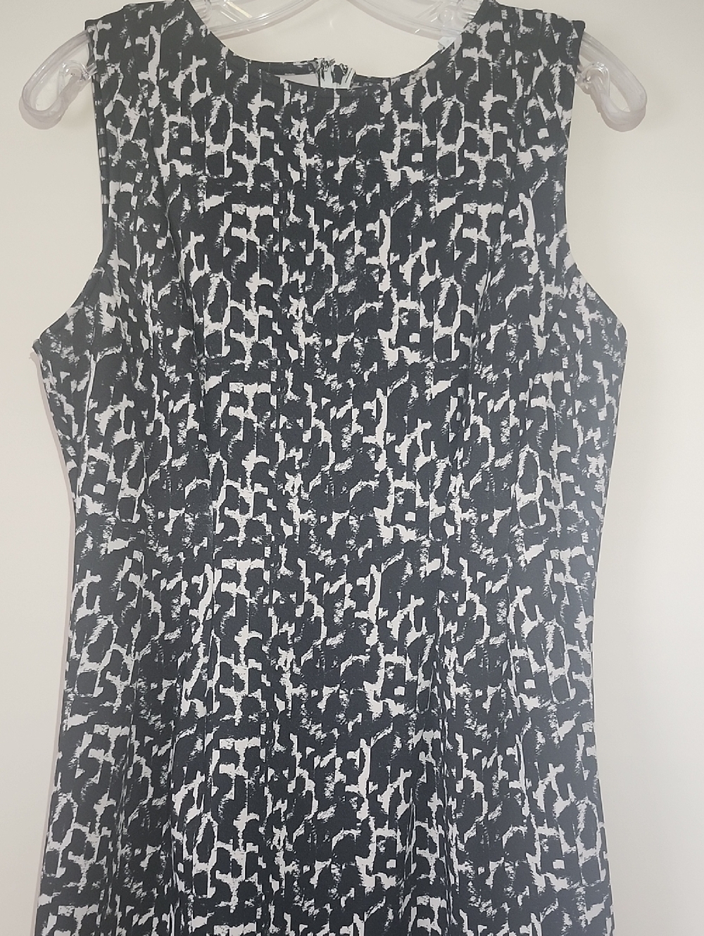 New York & Company Black and White Abstract Print Dress